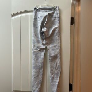Lululemon Athletica Gray Camo Leggings